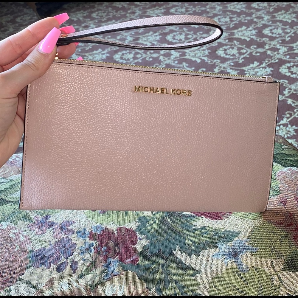 Michael Kors baby pink brand new wristlet